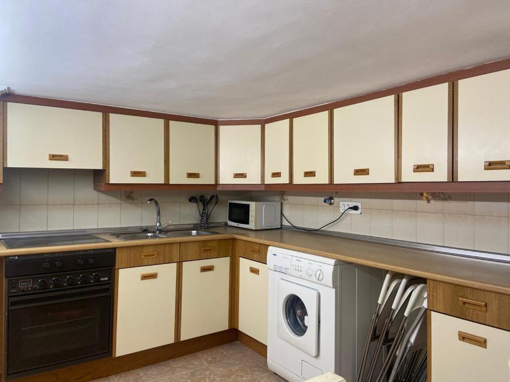 Precioso Apartamento Con Terraza. Apartment Ávila Ngoại thất bức ảnh